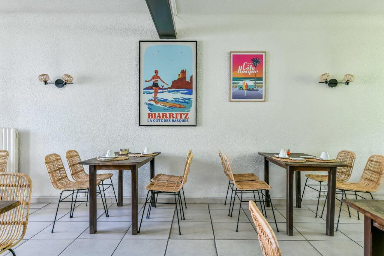 Hotel Val Flores Logis Biarritz Exterior photo