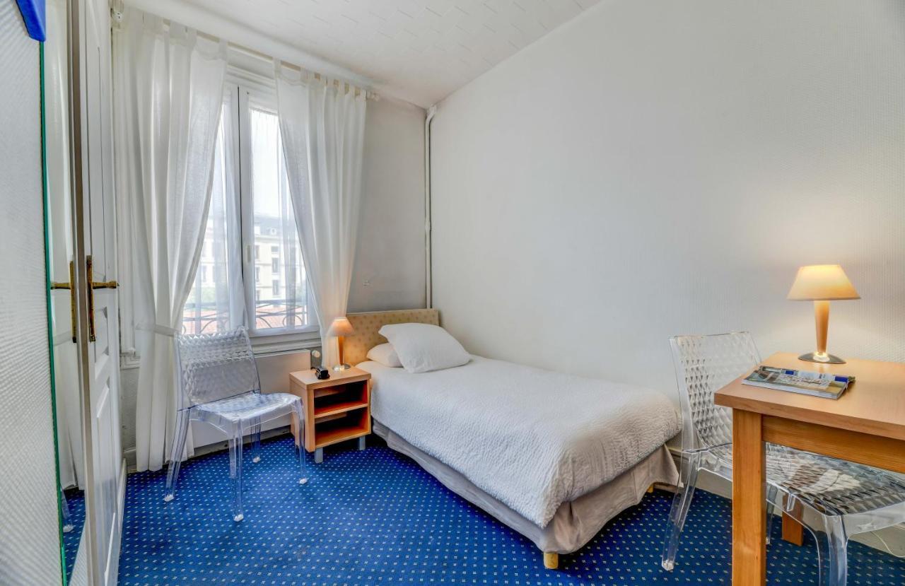 Hotel Val Flores Logis Biarritz Exterior photo